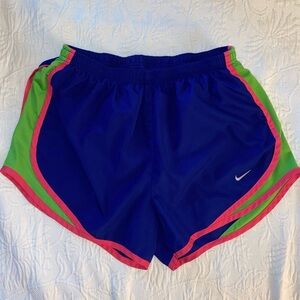 Nike running shorts size M
